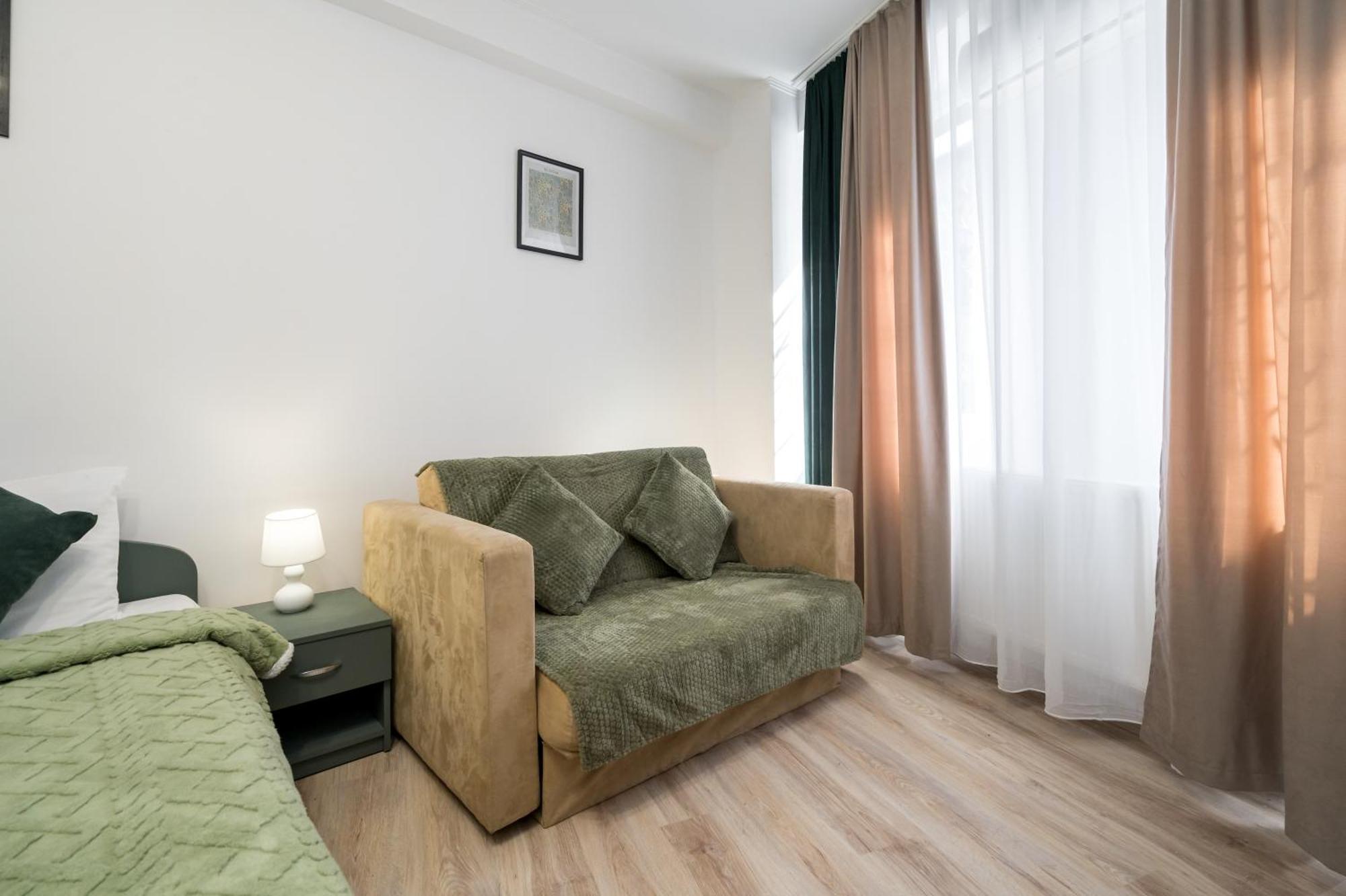 Flower's B&B Bukarest Exterior foto